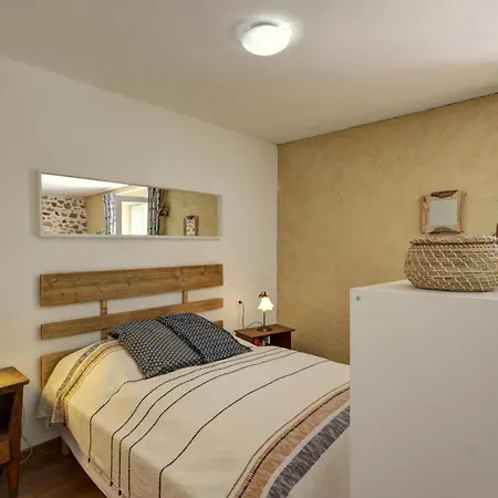 Apartment Montagne Avec Terrasse Privative, Wifi, Pres De Sentiers De Randonnee, Animaux Acceptes - Fr-1-496-224 Saint-Priest-la-Prugne