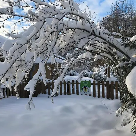 Montagne Avec Terrasse Privative, Wifi, Pres De Sentiers De Randonnee, Animaux Acceptes - Fr-1-496-224 * Saint-Priest-la-Prugne