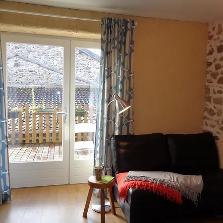 Apartment Montagne Avec Terrasse Privative, Wifi, Pres De Sentiers De Randonnee, Animaux Acceptes - Fr-1-496-224 *