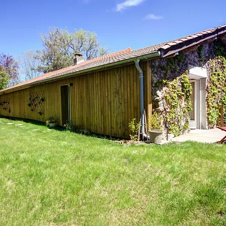Montagne Avec Terrasse Privative, Wifi, Pres De Sentiers De Randonnee, Animaux Acceptes - Fr-1-496-224 Apartment Saint-Priest-la-Prugne